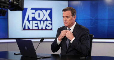 Fox News anchor Sean Hannity addresses viewers’ concerns over appearance