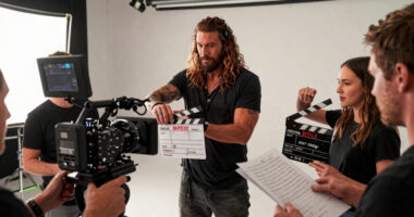 Jason Momoa, Gerard Butler, & Gal Gadot’s New Netflix Movie Out Today